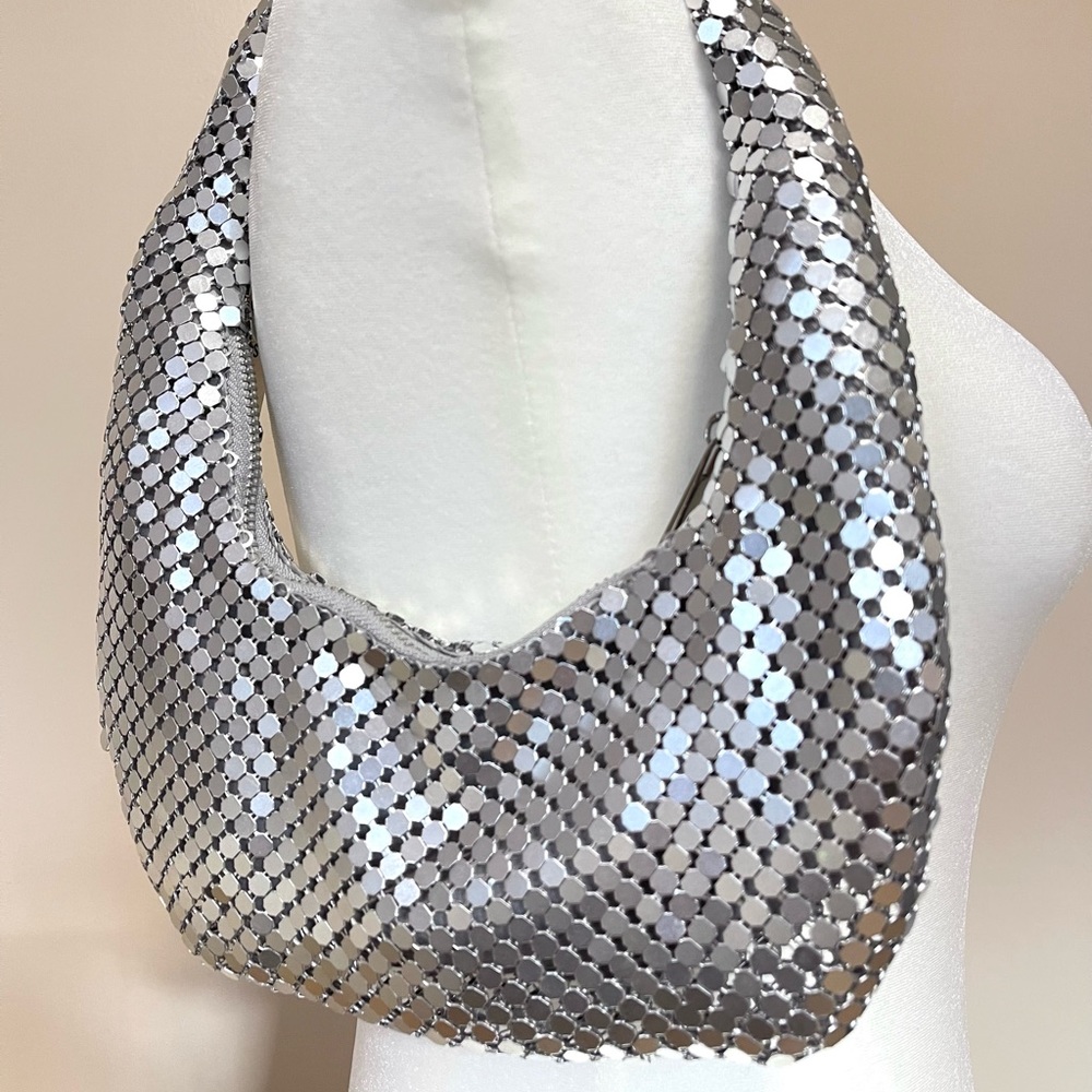 Urban Outfitters Chainmail Silver Retro Y2K Shoulder Bag | NWT - Picture 4 of 7